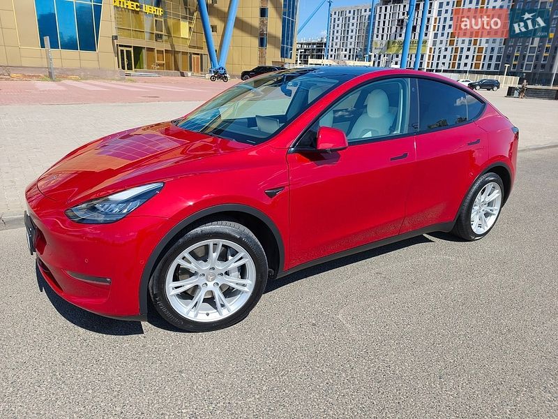 Позашляховик / Кросовер Tesla Model Y 2021 в Харкові фото 3 Позашляховик / Кросовер Tesla Model Y 2021 в Харкові