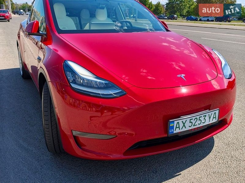 Позашляховик / Кросовер Tesla Model Y 2021 в Харкові фото 8 Позашляховик / Кросовер Tesla Model Y 2021 в Харкові