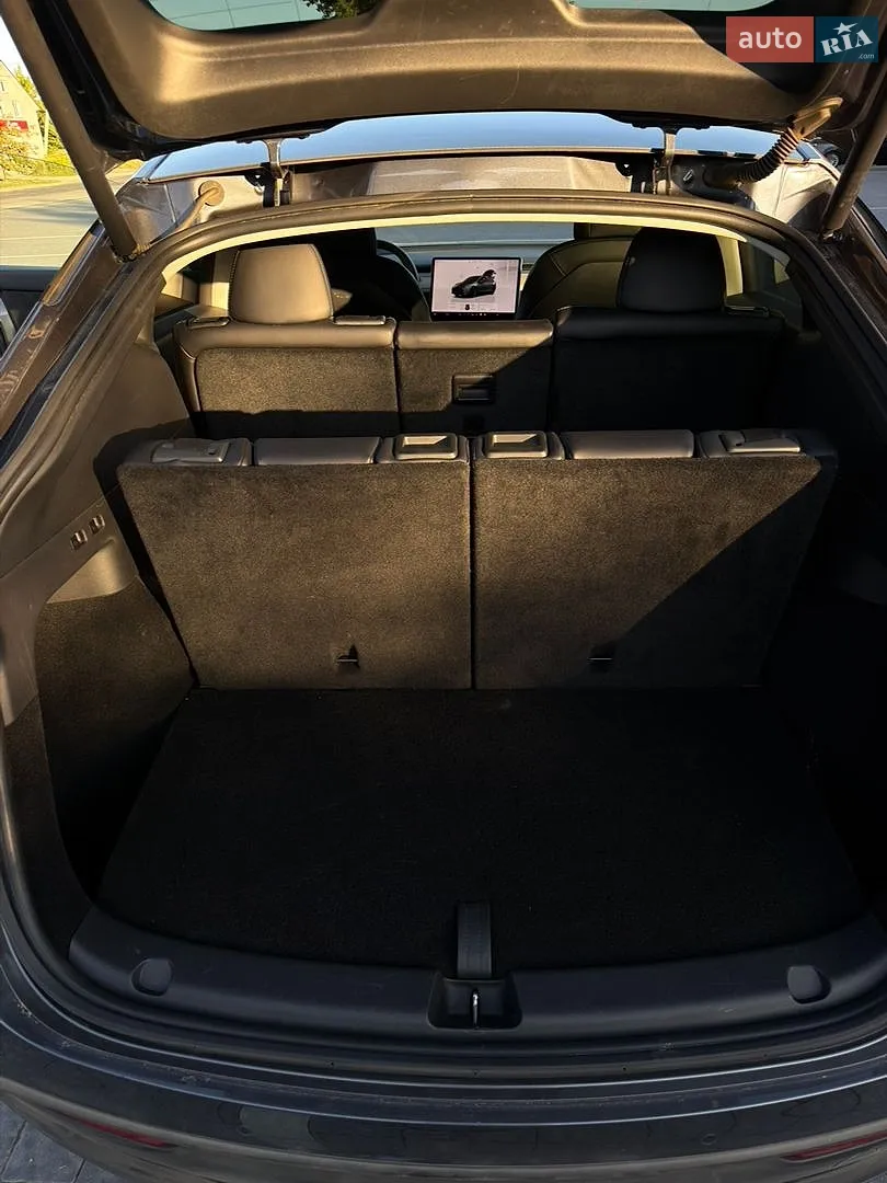 2022 Tesla Model Y - мініатюра 13