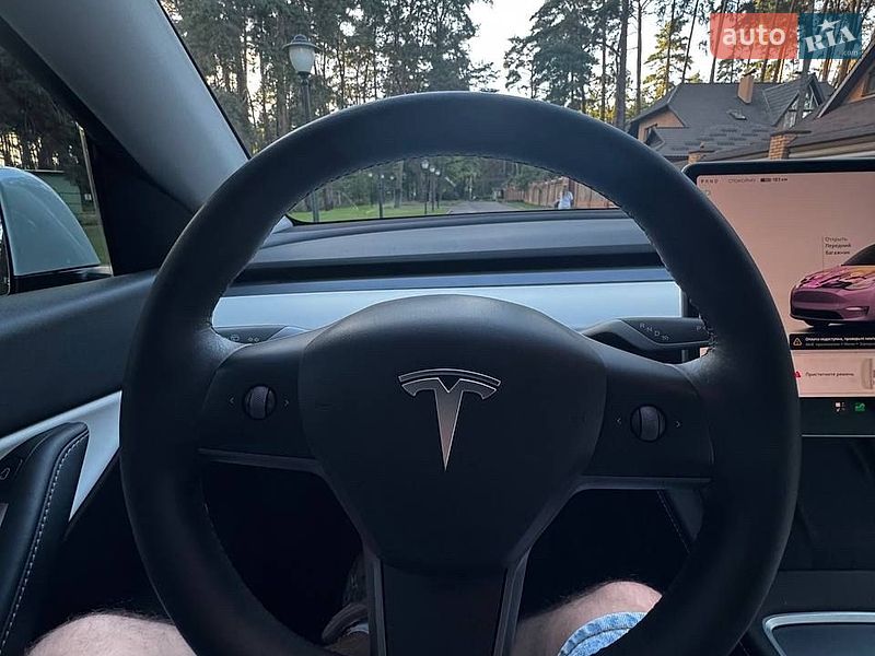 Позашляховик / Кросовер Tesla Model Y 2022 в Чернігові фото 17 Позашляховик / Кросовер Tesla Model Y 2022 в Чернігові