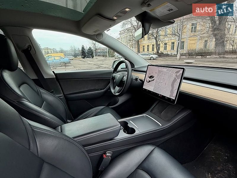 Внедорожник / Кроссовер Tesla Model Y 2021 в Хмельницком