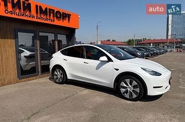 Позашляховик / Кросовер Tesla Model Y 2021 в Києві