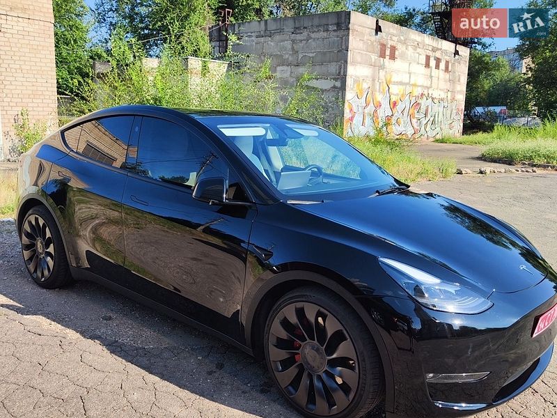 Внедорожник / Кроссовер Tesla Model Y 2023 в Кривом Роге фото 4 Внедорожник / Кроссовер Tesla Model Y 2023 в Кривом Роге