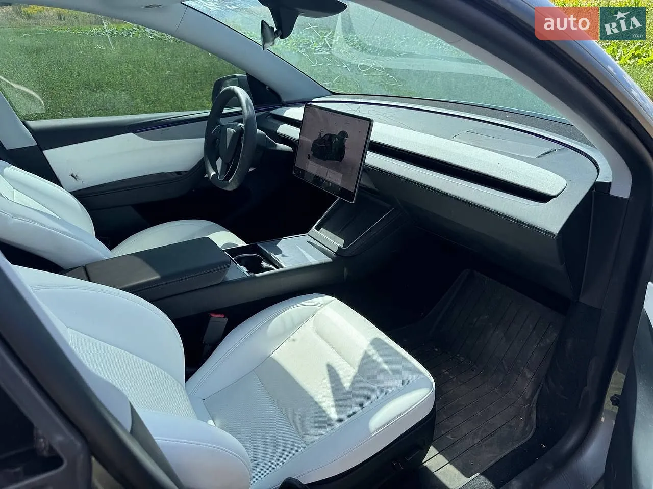 2025 Tesla Model Y - мініатюра 11