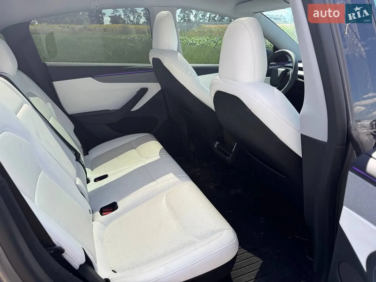 2025 Tesla Model Y - мініатюра 14