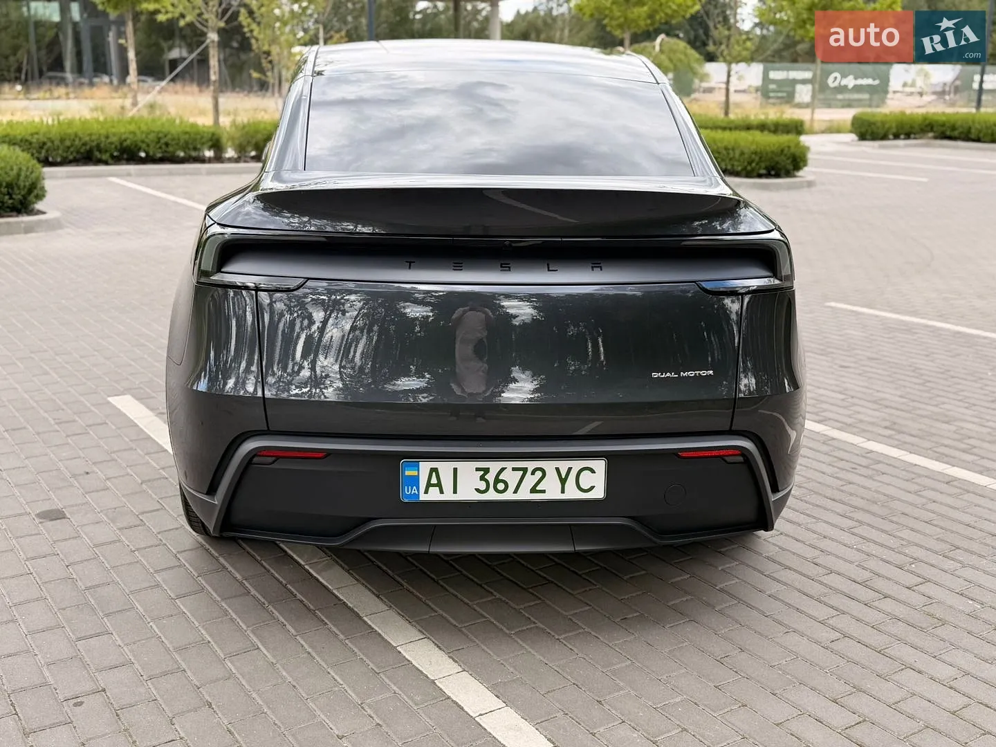 2025 Tesla Model Y - мініатюра 7