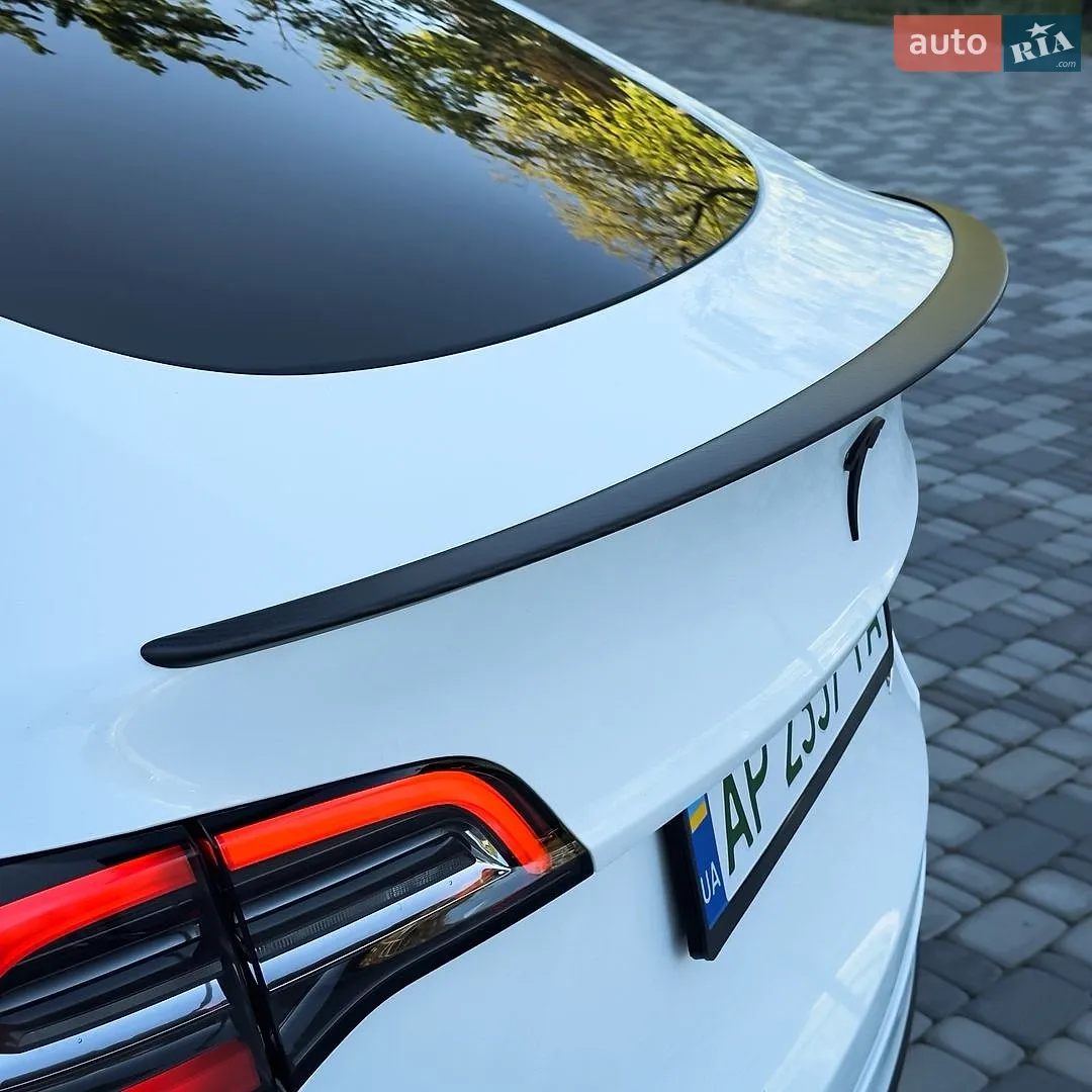2021 Tesla Model Y - мініатюра 11