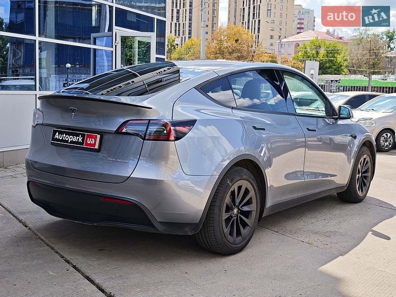 Внедорожник / Кроссовер Tesla Model Y 2025 в Харькове