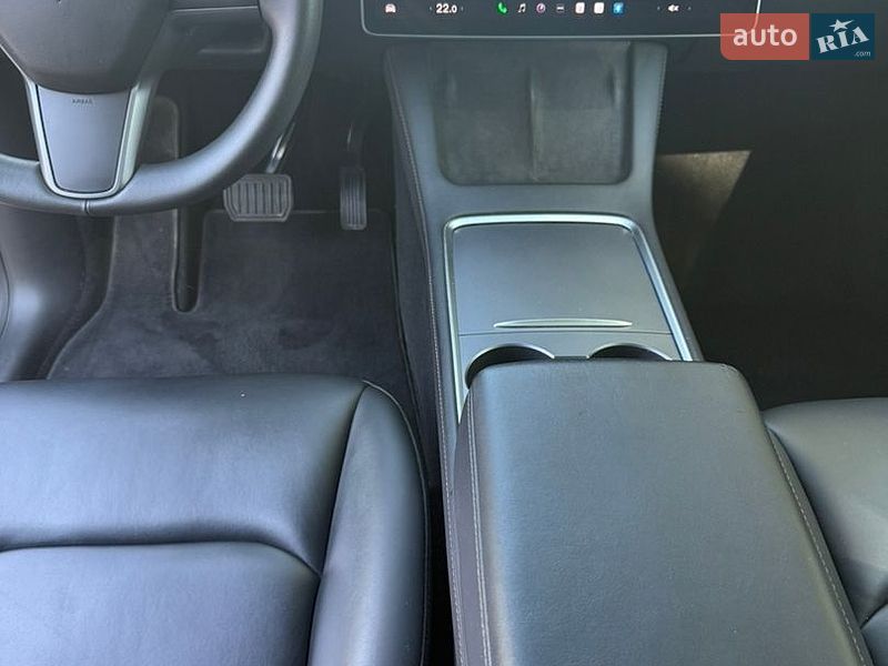 Позашляховик / Кросовер Tesla Model Y 2022 в Ужгороді