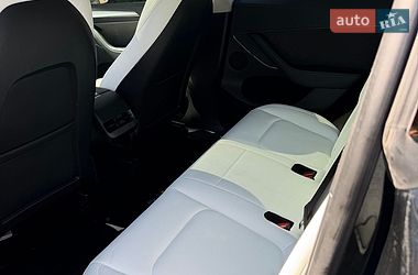 Позашляховик / Кросовер Tesla Model Y 2022 в Києві