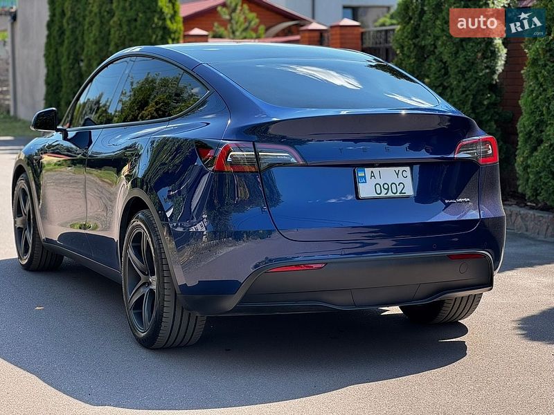 Внедорожник / Кроссовер Tesla Model Y 2022 в Киеве