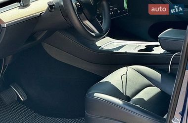 Внедорожник / Кроссовер Tesla Model Y 2022 в Киеве