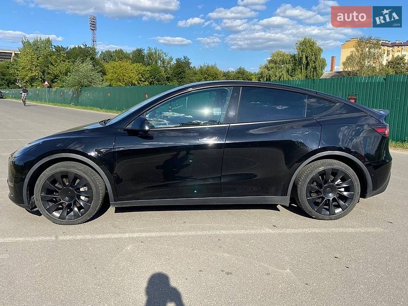 Внедорожник / Кроссовер Tesla Model Y 2020 в Ивано-Франковске