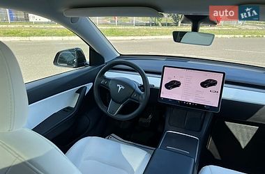 Позашляховик / Кросовер Tesla Model Y 2021 в Києві фото 11 Позашляховик / Кросовер Tesla Model Y 2021 в Києві