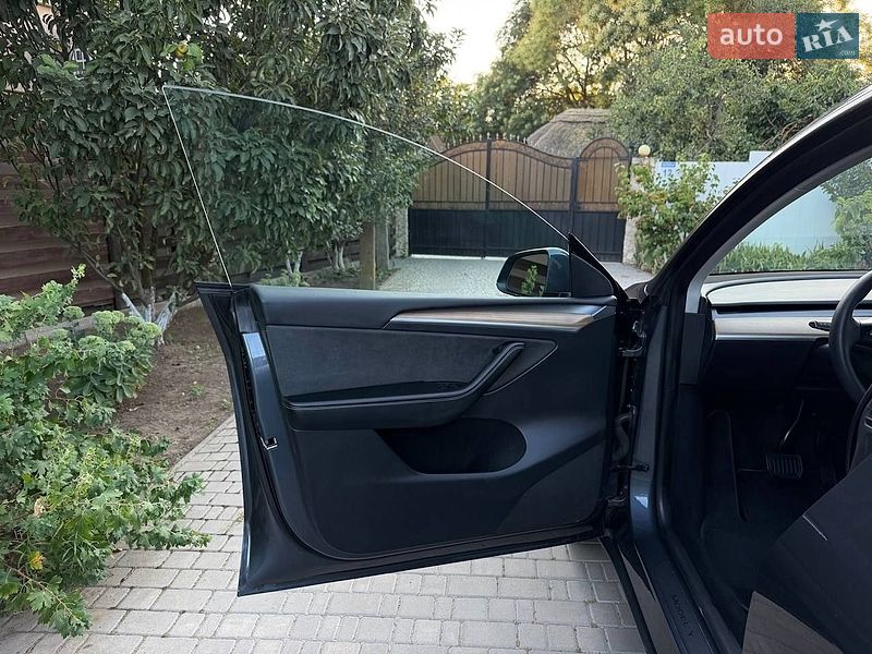 Позашляховик / Кросовер Tesla Model Y 2023 в Одесі