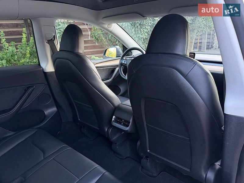 Позашляховик / Кросовер Tesla Model Y 2023 в Одесі