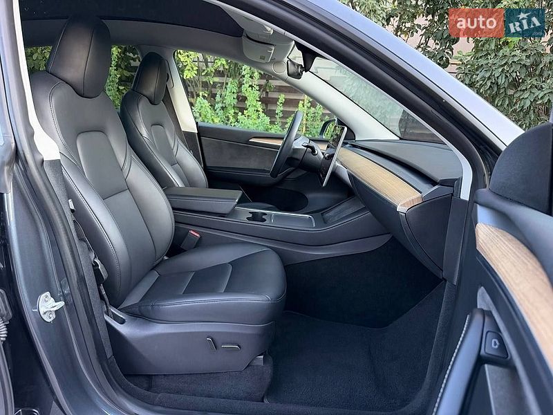 Позашляховик / Кросовер Tesla Model Y 2023 в Одесі