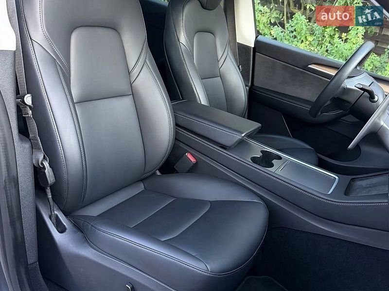 Позашляховик / Кросовер Tesla Model Y 2023 в Одесі