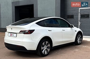 Внедорожник / Кроссовер Tesla Model Y 2022 в Киеве