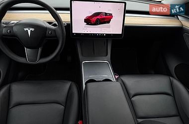Внедорожник / Кроссовер Tesla Model Y 2024 в Львове фото 5 Внедорожник / Кроссовер Tesla Model Y 2024 в Львове