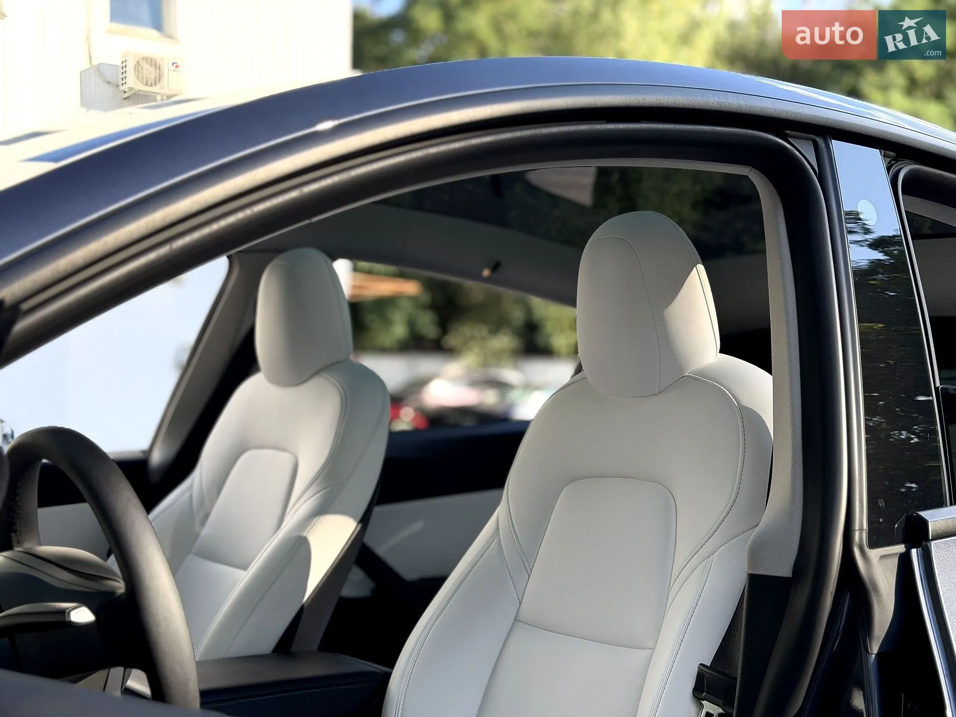 2022 Tesla Model Y - мініатюра 13