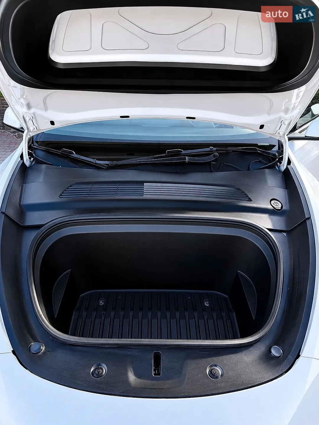 2021 Tesla Model Y - мініатюра 11