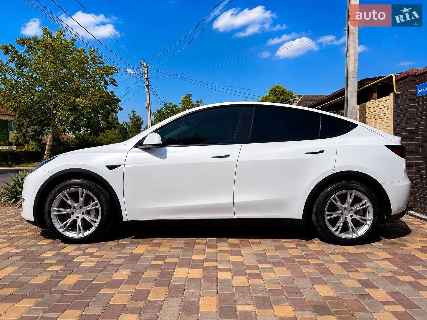 2021 Tesla Model Y - мініатюра 2