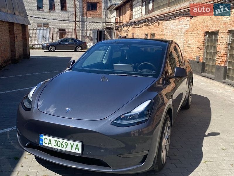 Позашляховик / Кросовер Tesla Model Y 2022 в Черкасах