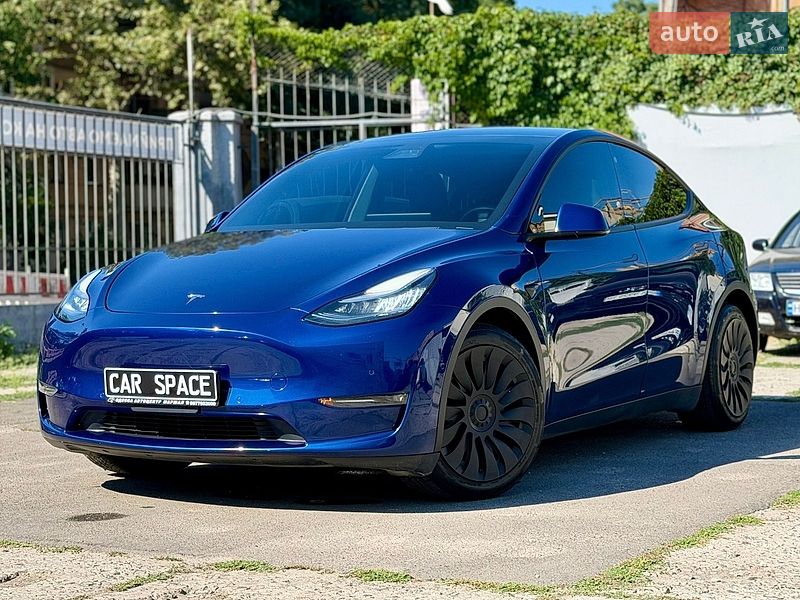 Tesla Model Y 2020