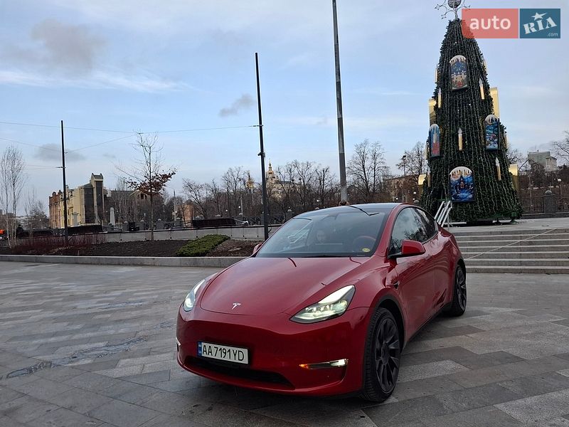 Внедорожник / Кроссовер Tesla Model Y 2022 в Харькове