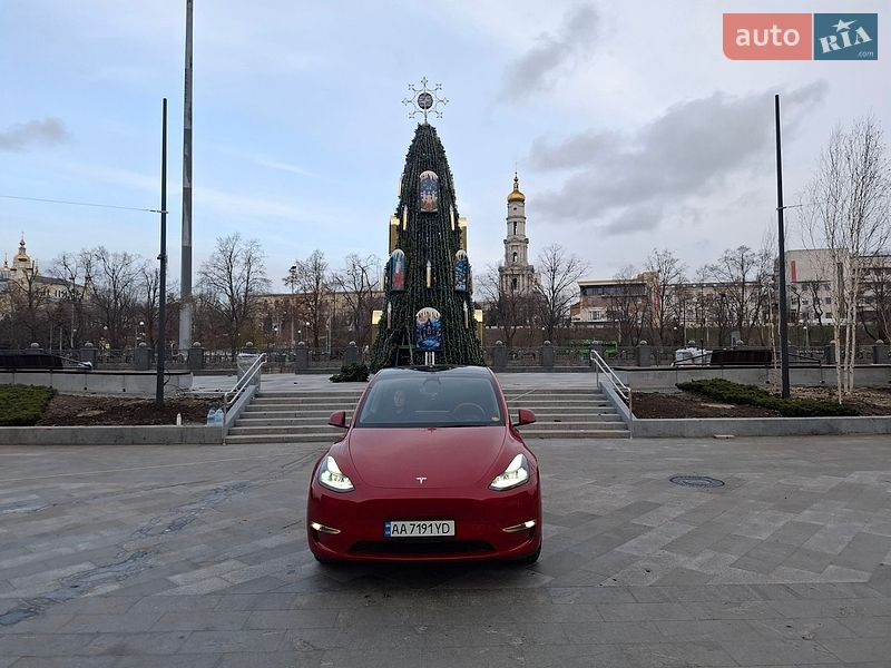 Внедорожник / Кроссовер Tesla Model Y 2022 в Харькове