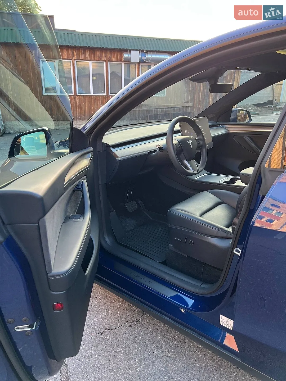 2024 Tesla Model Y - мініатюра 10