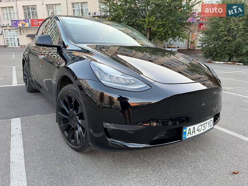 Tesla Model Y 2021