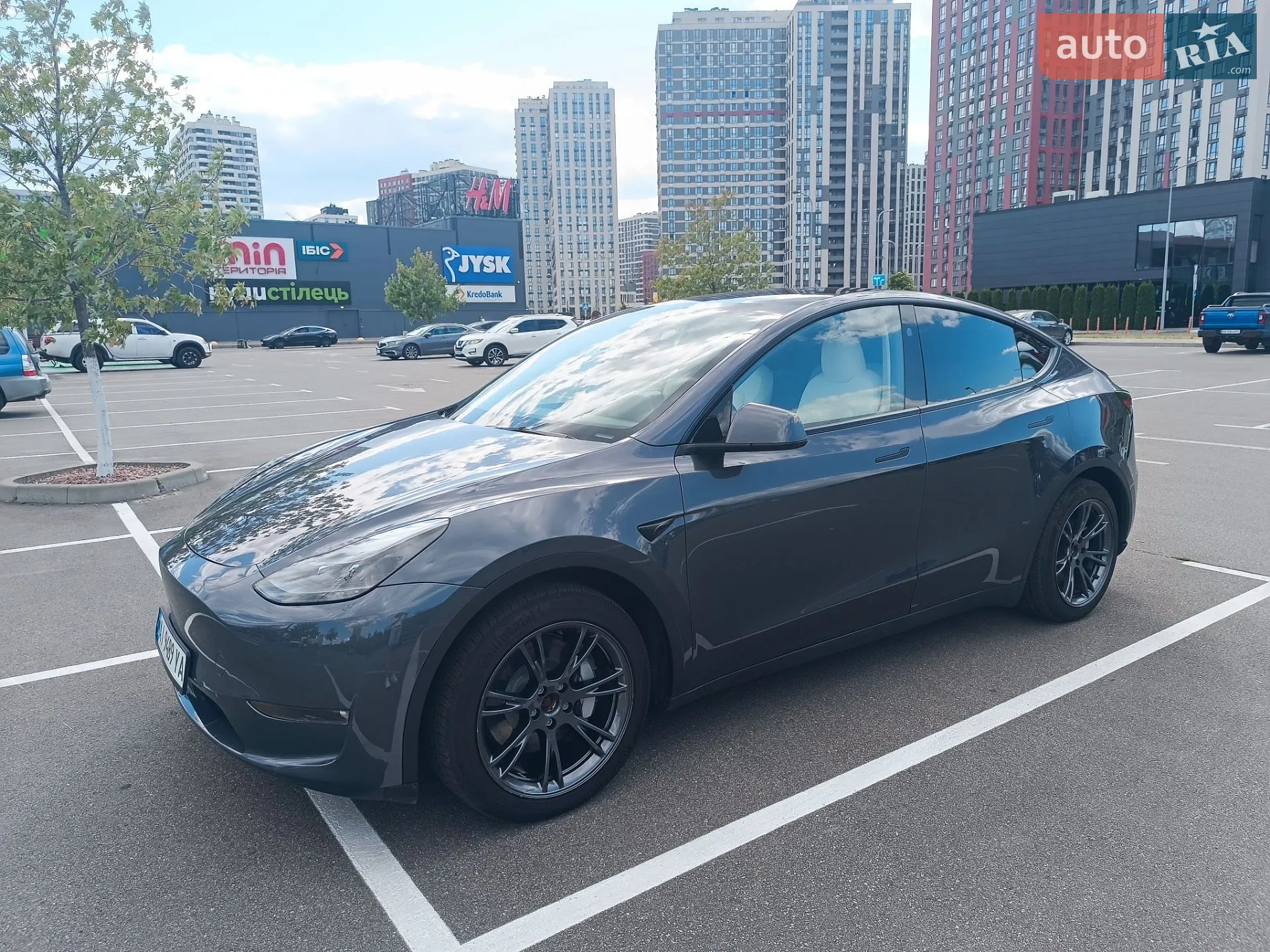 2023 Tesla Model Y - мініатюра 3