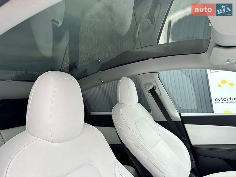 Позашляховик / Кросовер Tesla Model Y 2021 в Луцьку фото 82 Позашляховик / Кросовер Tesla Model Y 2021 в Луцьку