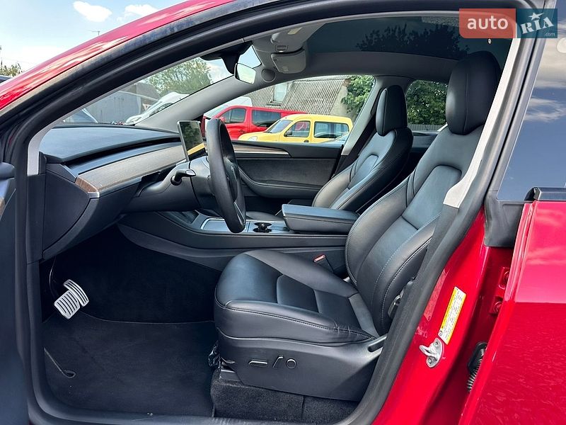 Позашляховик / Кросовер Tesla Model Y 2023 в Луцьку