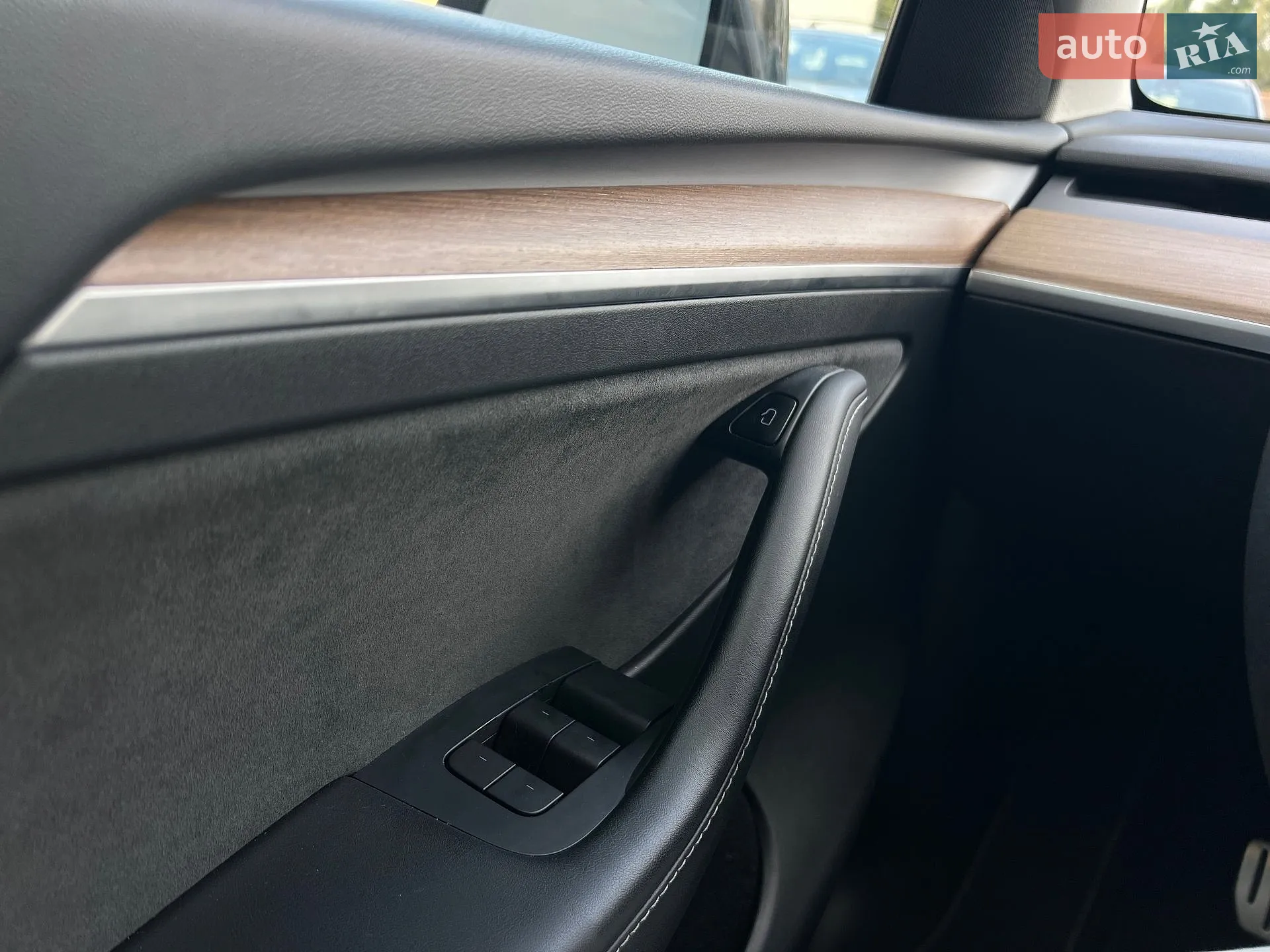 2023 Tesla Model Y - мініатюра 12