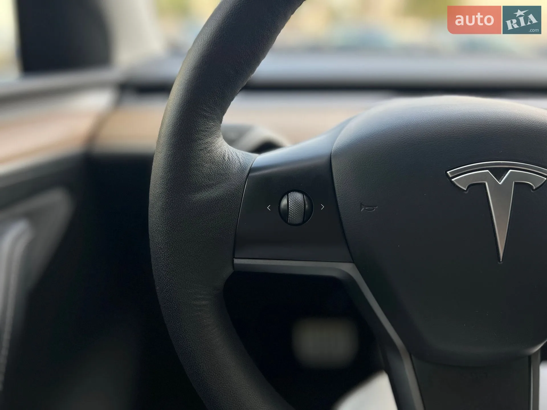 2023 Tesla Model Y - мініатюра 16