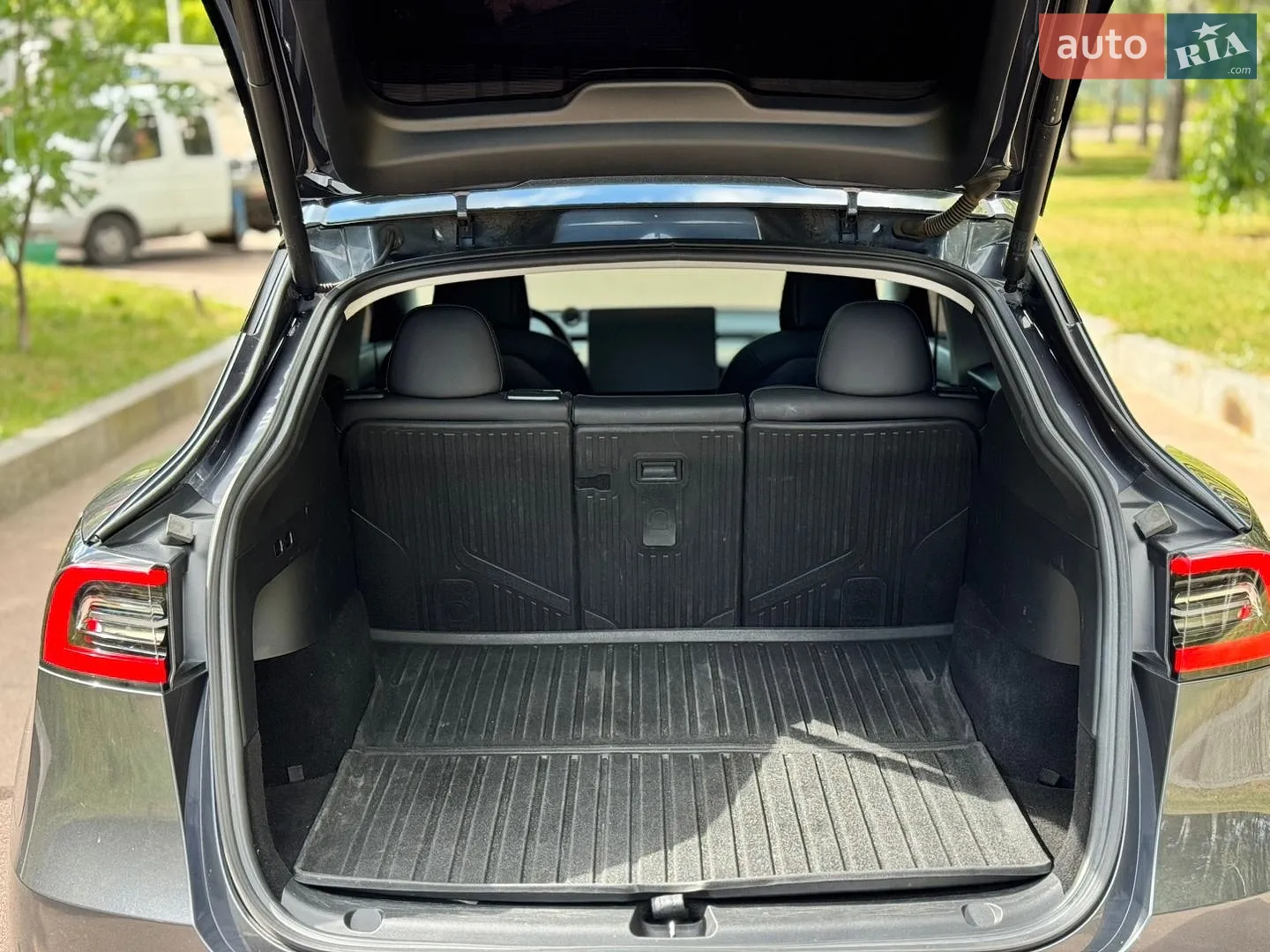 2021 Tesla Model Y - мініатюра 24