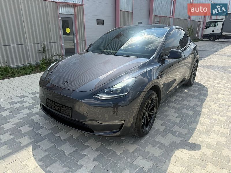 Внедорожник / Кроссовер Tesla Model Y 2024 в Львове