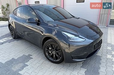 Позашляховик / Кросовер Tesla Model Y 2024 в Львові