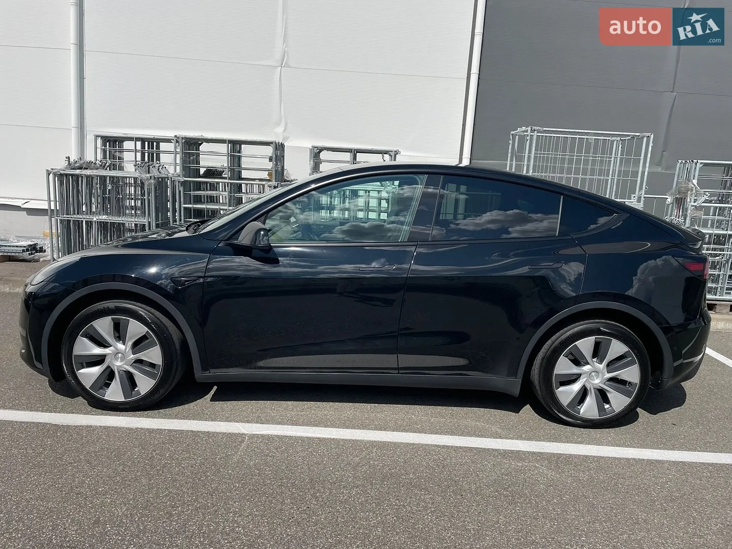 2022 Tesla Model Y - фото 1