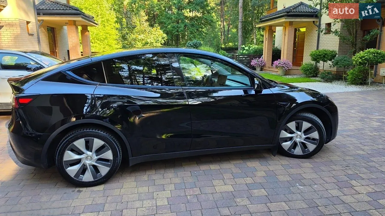 2023 Tesla Model Y - мініатюра 3