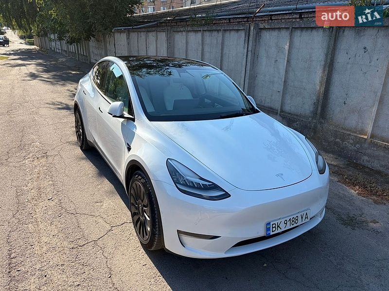 Внедорожник / Кроссовер Tesla Model Y 2021 в Ровно фото Внедорожник / Кроссовер Tesla Model Y 2021 в Ровно