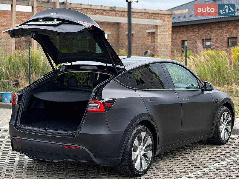 Позашляховик / Кросовер Tesla Model Y 2023 в Луцьку фото 40 Позашляховик / Кросовер Tesla Model Y 2023 в Луцьку