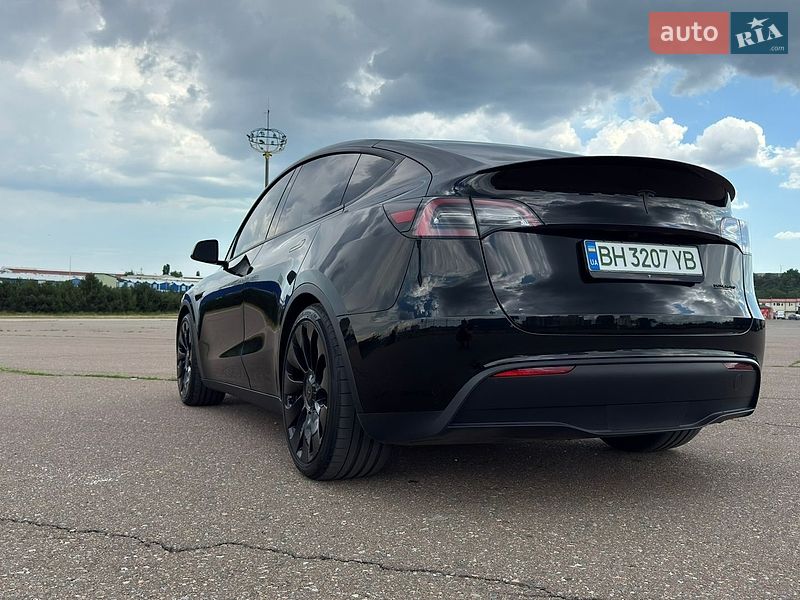 Внедорожник / Кроссовер Tesla Model Y 2023 в Одессе