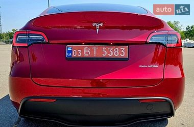 Позашляховик / Кросовер Tesla Model Y 2024 в Дніпрі