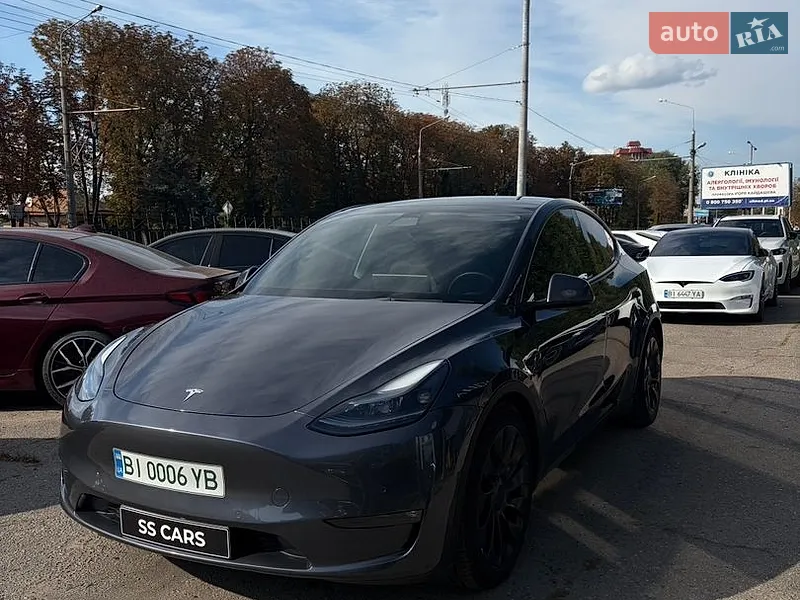 Tesla Model Y