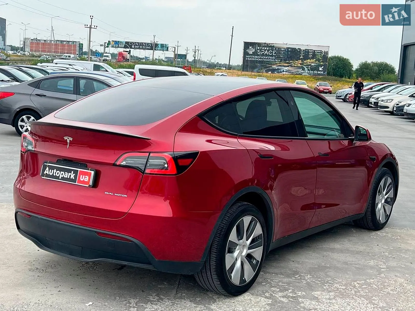 2024 Tesla Model Y - мініатюра 9