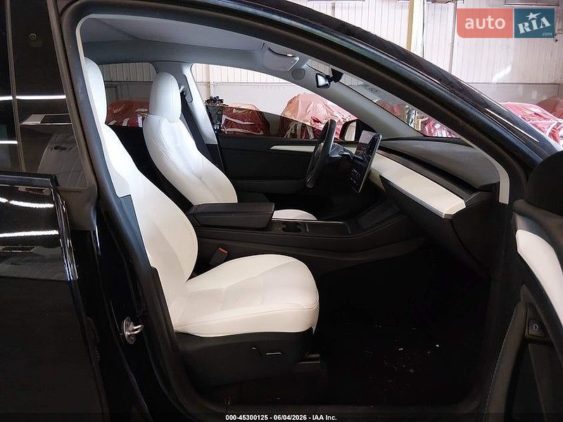 Внедорожник / Кроссовер Tesla Model Y 2023 в Львове